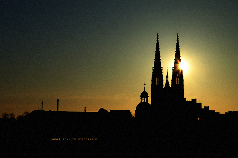 im osten geht die sonne auf