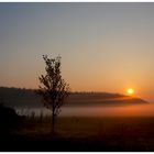 im Osten geht die Sonne auf