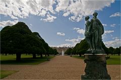 Im Palastgarten von Hampton Court Palace / England