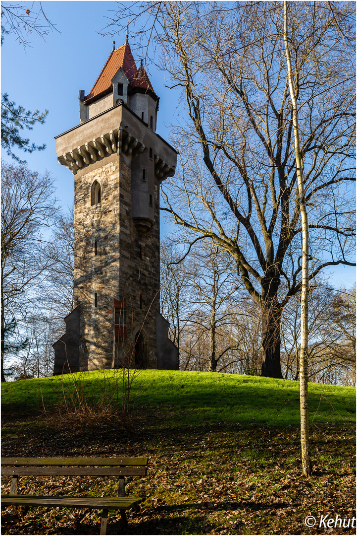 Im Park Schloß Pesecckendorf (1)