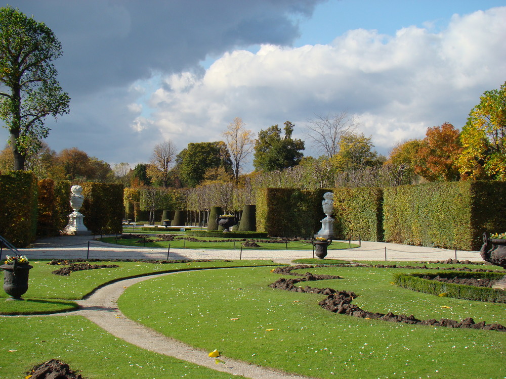 Im Park Schönbrunn