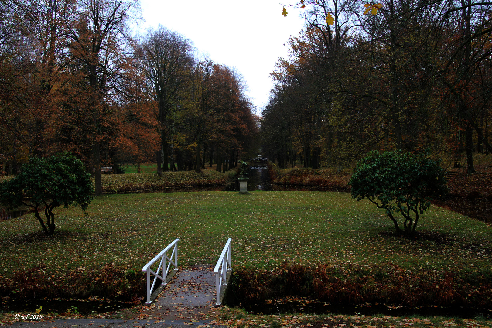 Im Park vom Schloß Hermsdorf