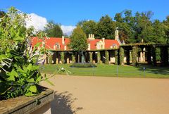 Im Park von Branitz - Marstall und Pergola Garten