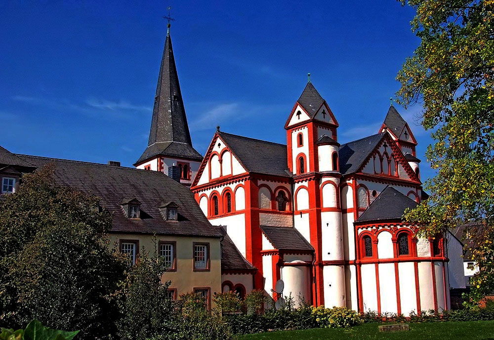 Im Pfarrgarten St. Peter in Merzig ...