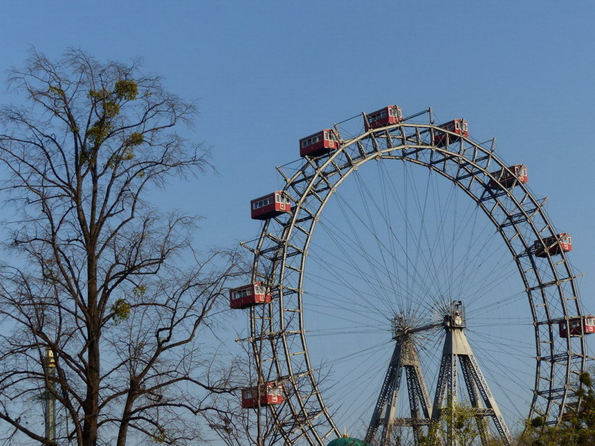 Im Prater blühn wieder..........