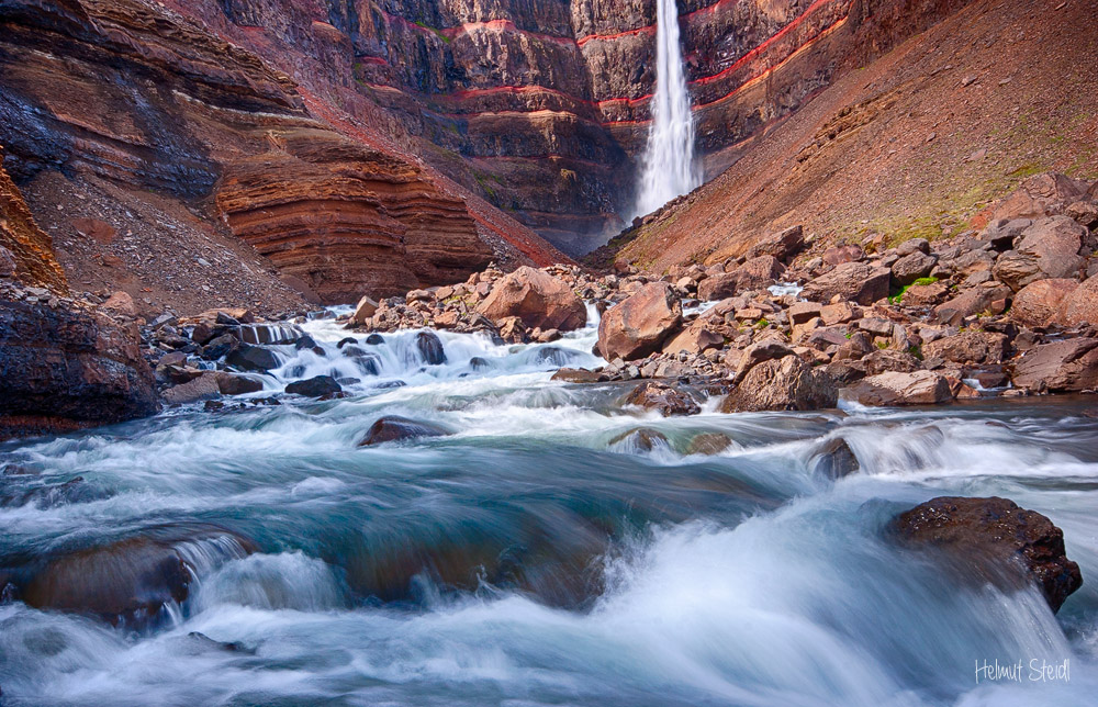 Im Rauschen des Wasserfalls