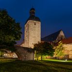 Im Regen an der Wasserburg Zilly (4)