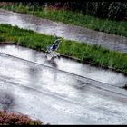 Im Regen stehen gelassen....!!!