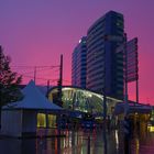 Im Regen zum Bahnhof (I)