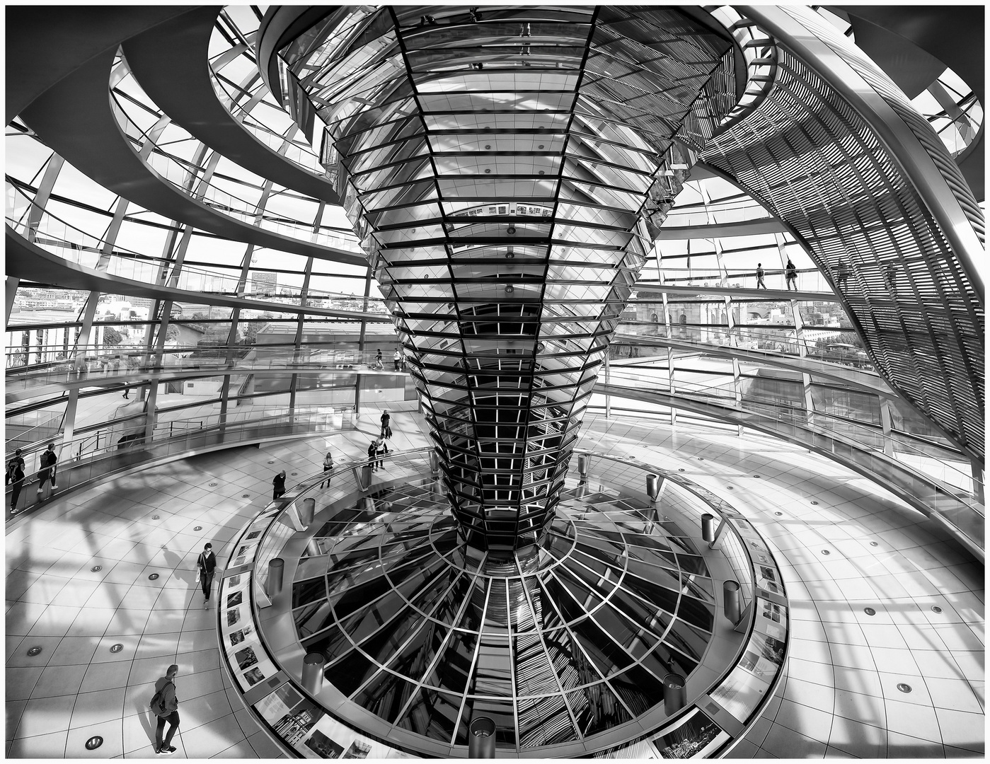 Im Reichstag