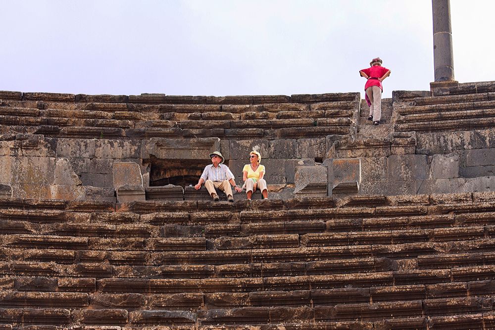 Im römischen Theater von Bosra (Archivaufnahme 2009)