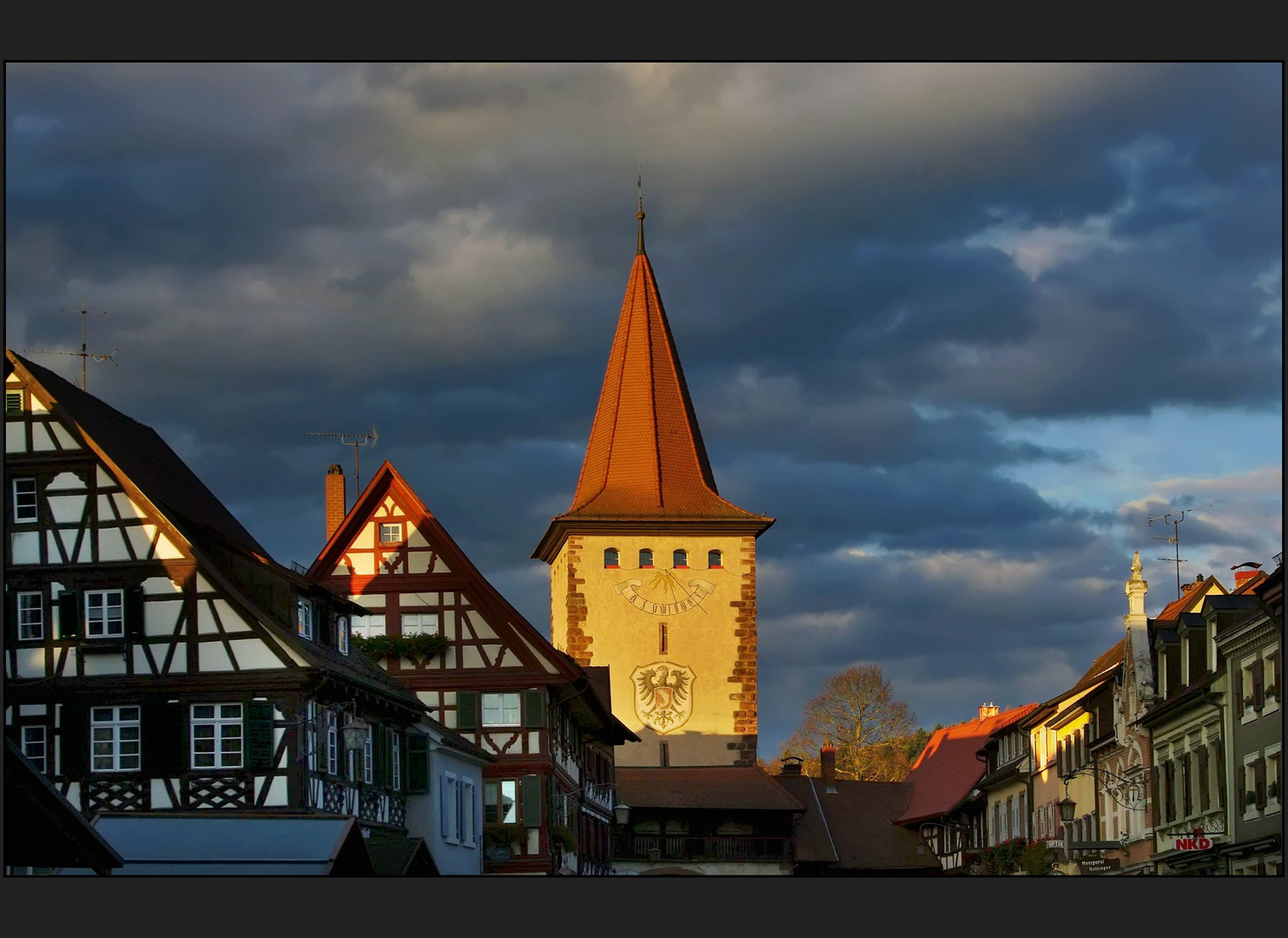 Im Schein der untergehenden Sonne