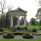 Im Schloßpark Tefurt bei Weimar . 