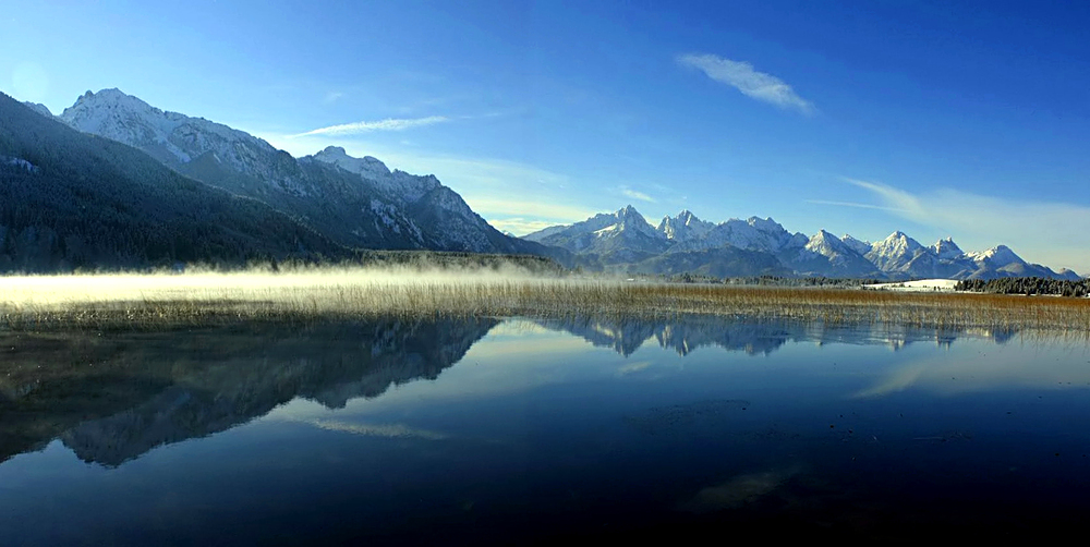 Im Spiegel des Bannwaldsees,