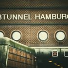 Im Stau vor dem Tunnel 