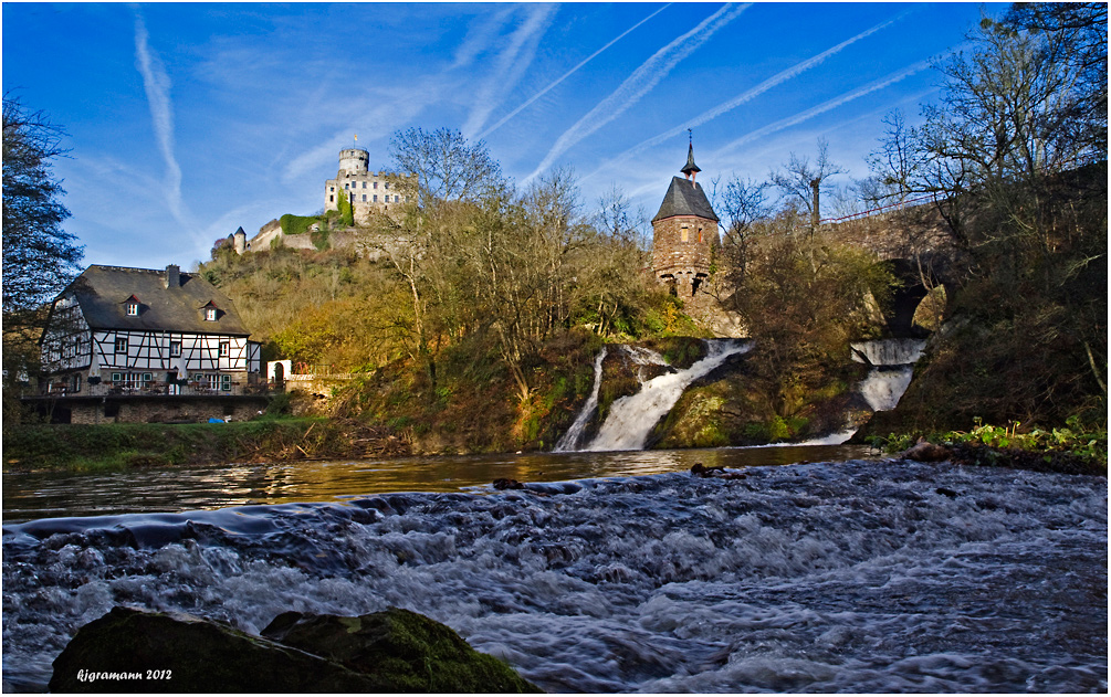 im tal der burg pyrmont.......