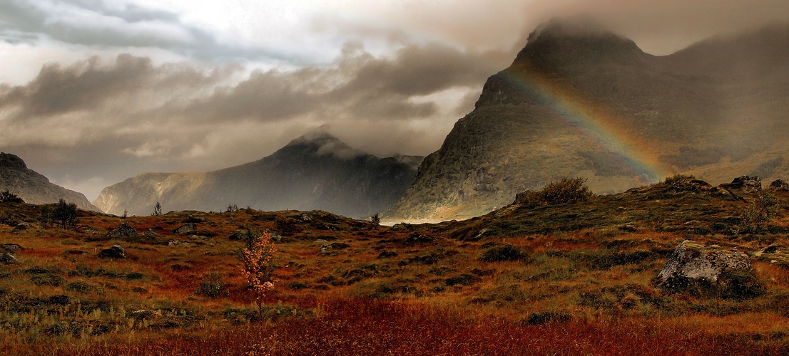 IM TAL DES REGENBOGENS