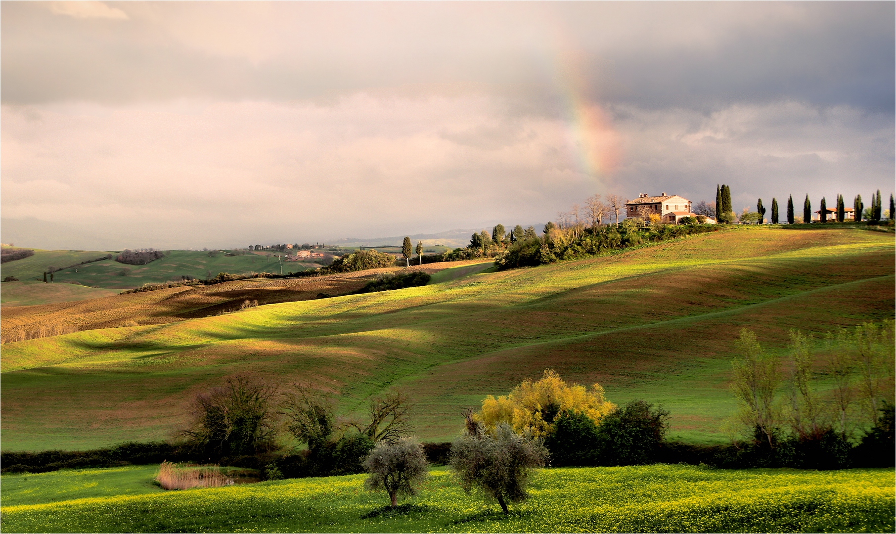 IM TAL DES REGENBOGENS