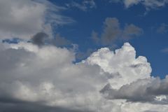 Im Taunus: Der Himmel über dem Tannenkopf 07