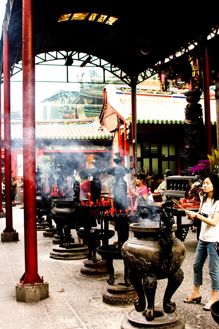 Im Tempel in Taipeh # 4