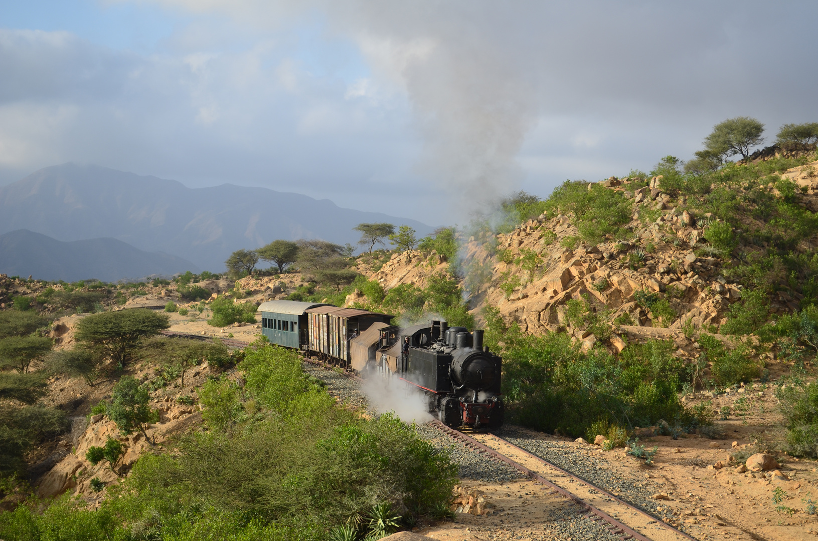 Im tieferen Bergland Eritreas