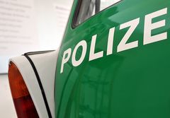 Im Trabiparadies: Polizei – Trabi 01