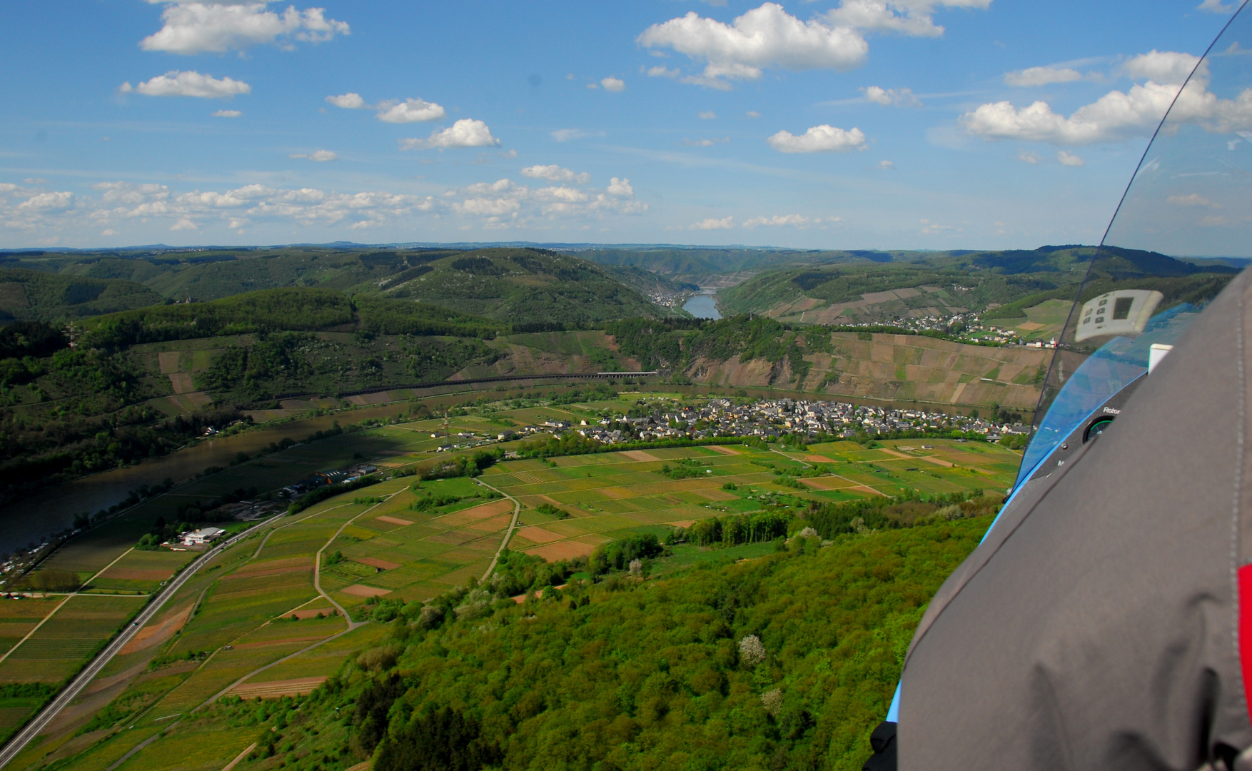 Im Tragschrauber durch das Moseltal