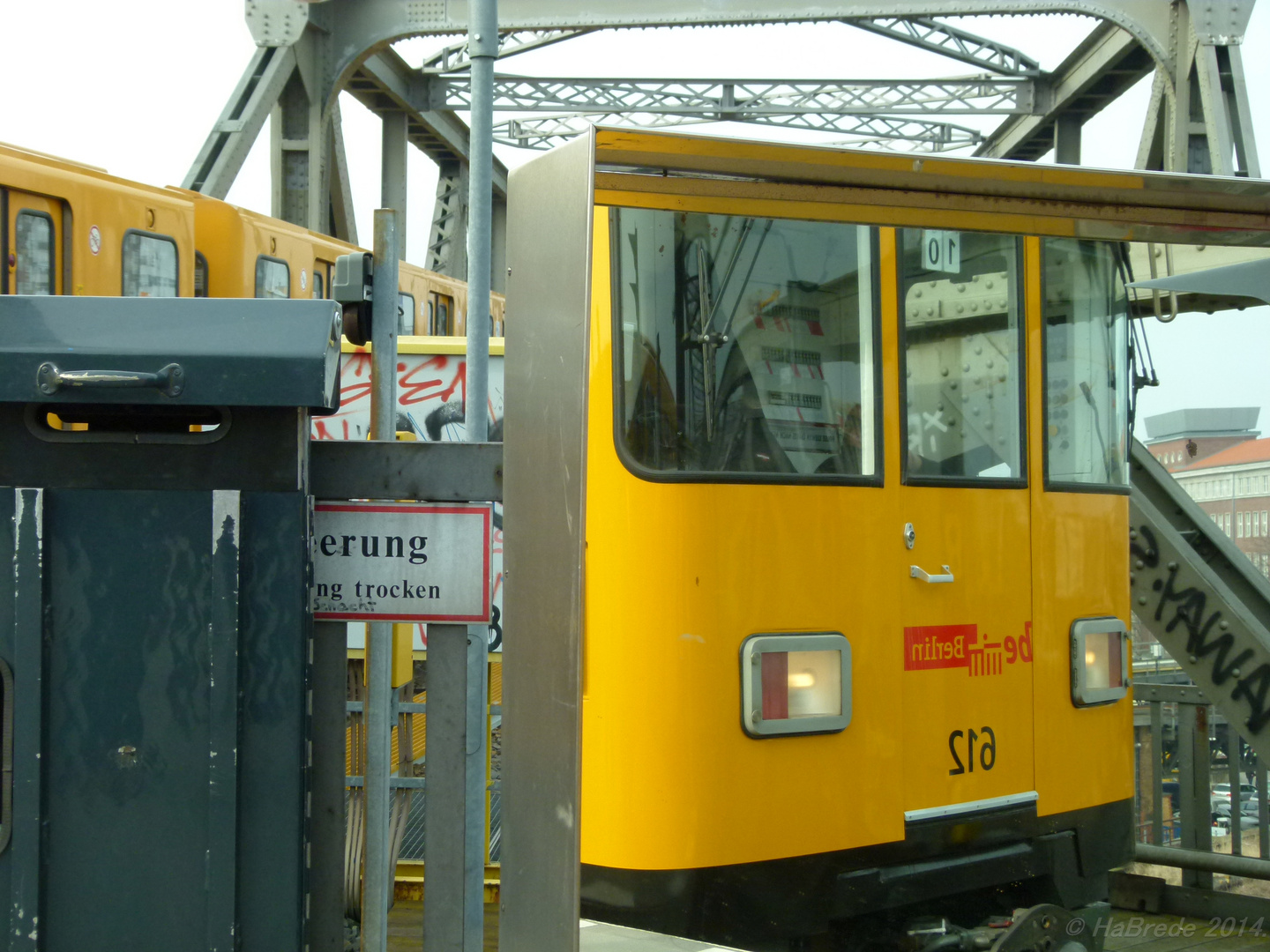 Im U-Bahnhof Gleisdreieck 002