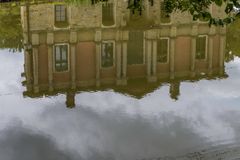 im Visier: das Jagdschloss mit See