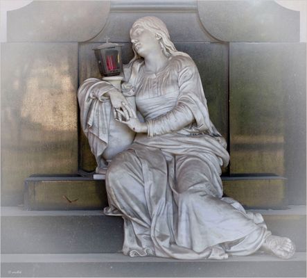 Im Visier: In Stein gemeißelt