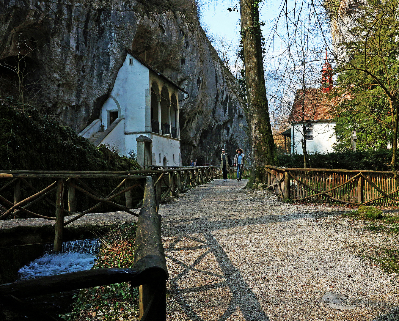 Im Visier *Kapelle, Ort der Stille*