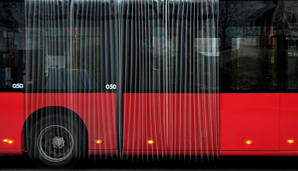 im Vorbeifahren Foto & Bild experimente, bus & nahverkehr, techniken Bilder auf