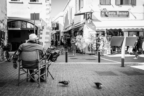 Im Vorbeigehen ..., Alles unter Beobachtung ...