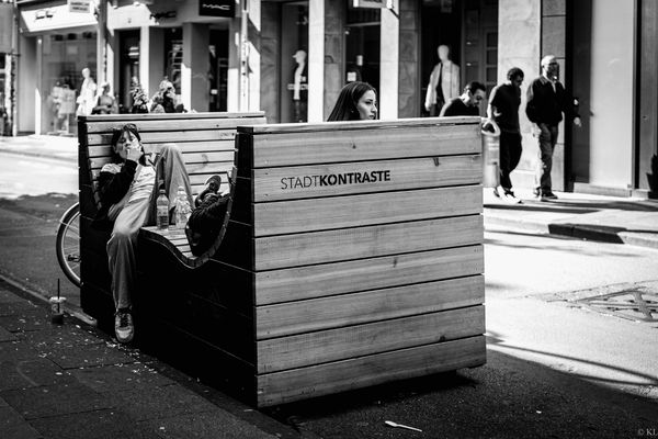 Im Vorbeigehen ..., Stadtkontraste ...