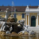 Im Vorhof von Schloss Schönbrunn mit Moiré im Dach