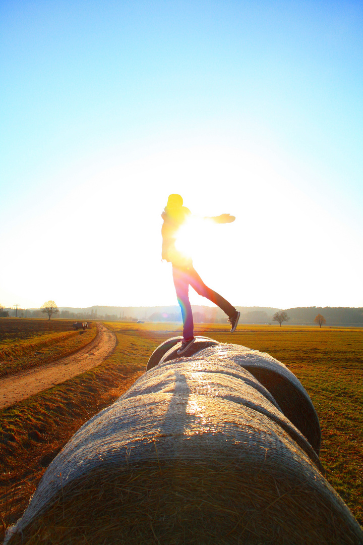 I'm walkin' on sunshine, 'cause life's a good one.