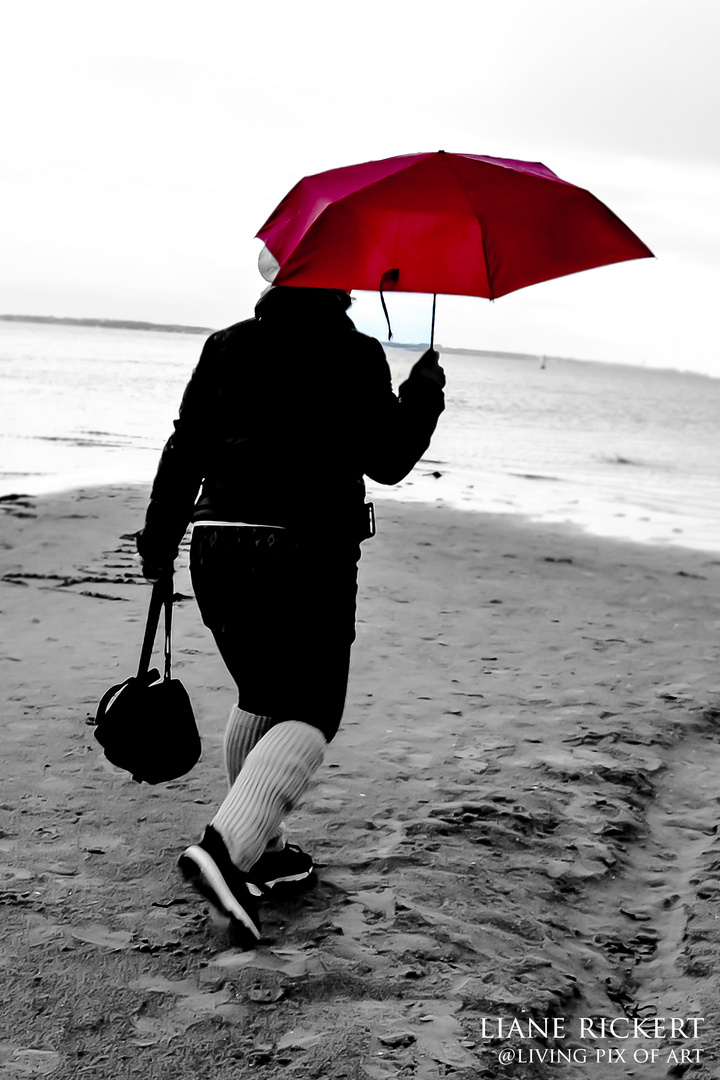 I`m walking in the rain...