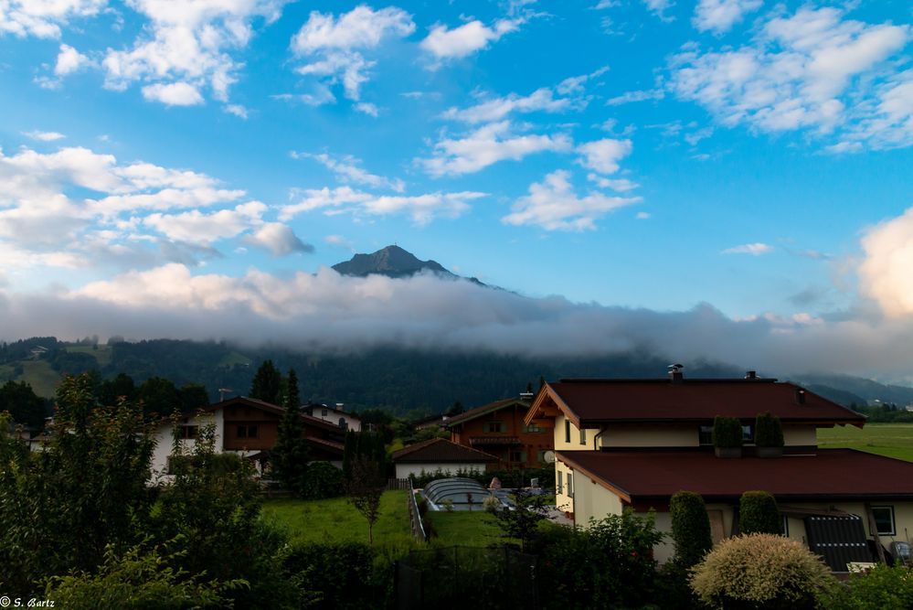 Im Wolkenschleier 