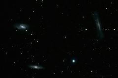 Im Zeichen des Löwen: Zoom zu den Galaxien des Leo-Tripletts