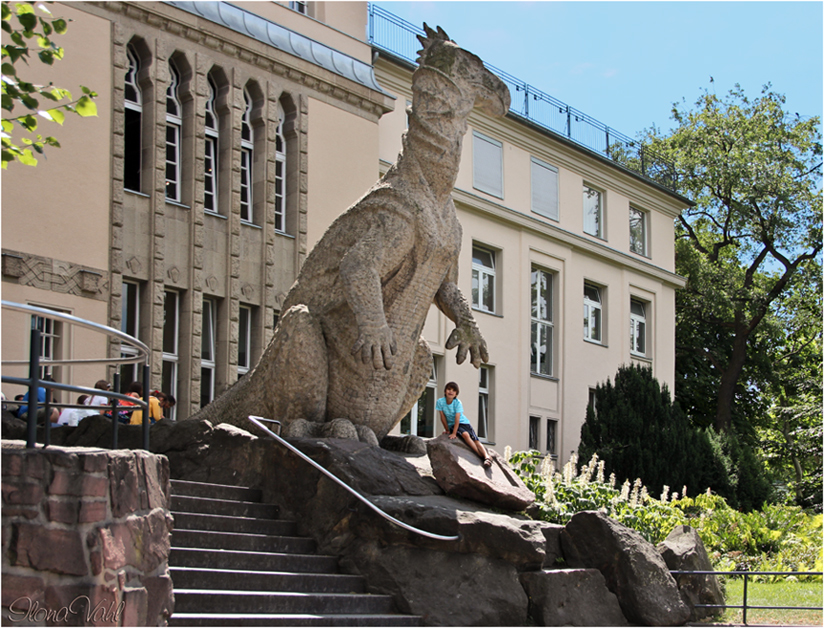 Im Zoo mit dem Herrn in Himmelblau