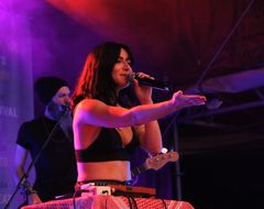 IMG_0192_v2_w10q_vocal_quasar_FdK24