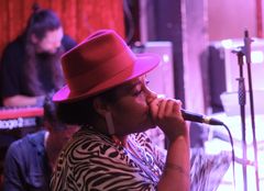 IMG_0347_v2_w10q_Vocal_Australia_session