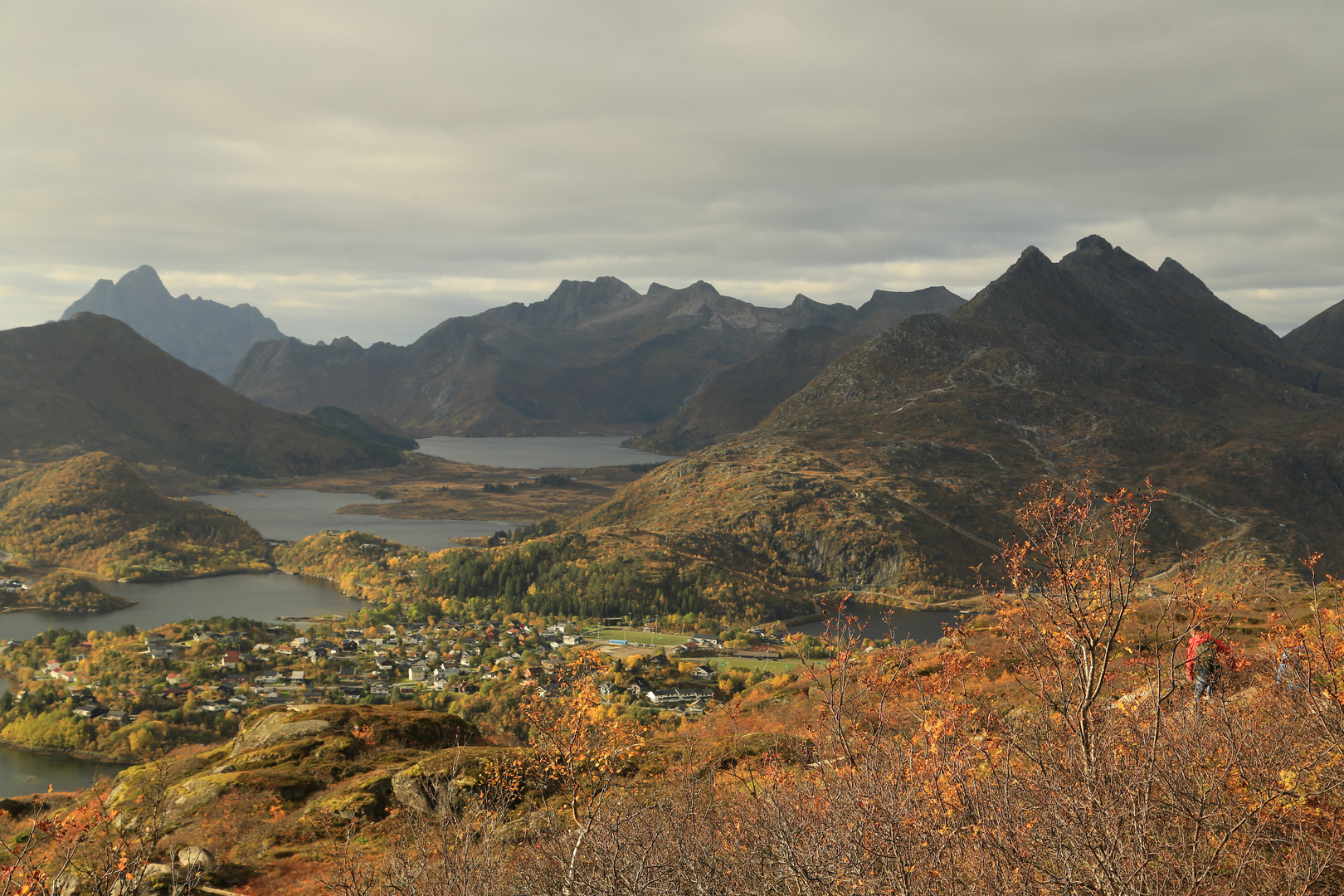 IMG_7885 Svolvær - hoch droben nach über 1000 Stufen