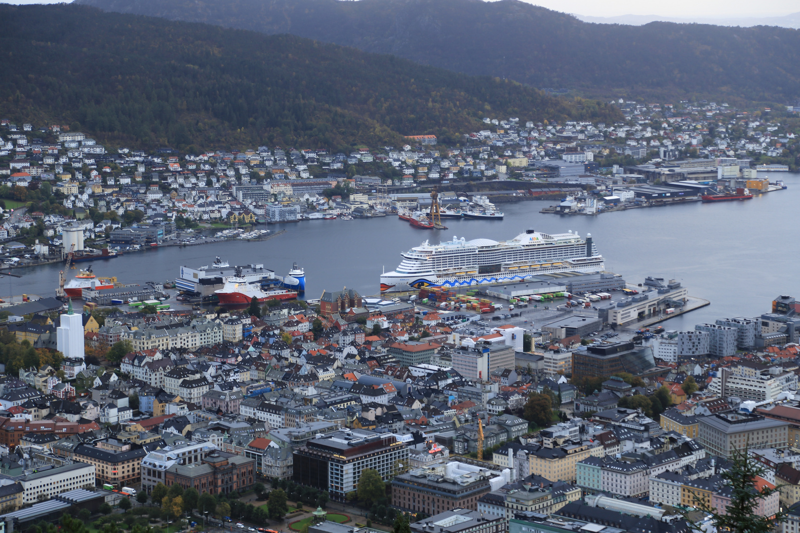 IMG_9667 Bergen von Oben - Floien Bahn