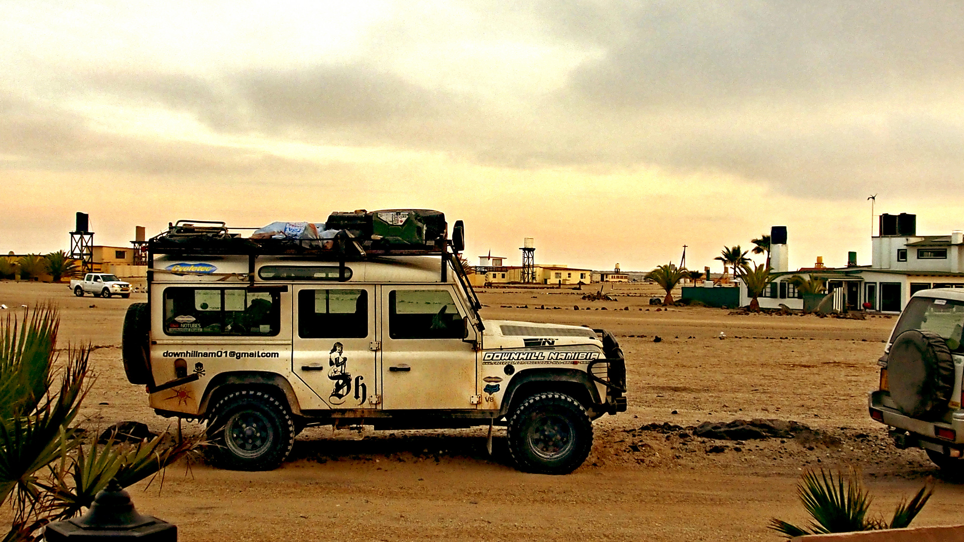 ... immer wieder trifft man auf verrückte Typen in Namibia.