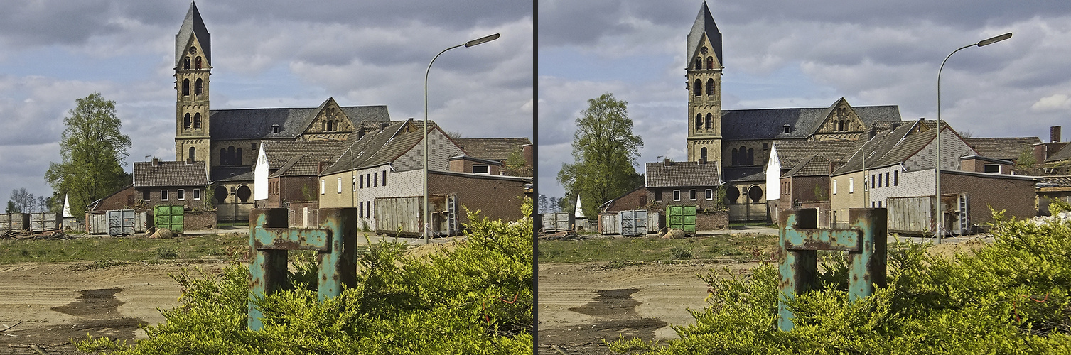 Immerath Dom - heute beginnt der Abriss (3D)