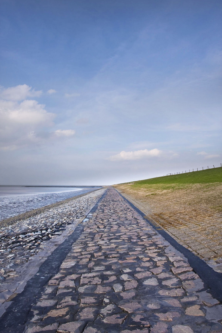 immernoch kein Strand - aber Meer Kontrast