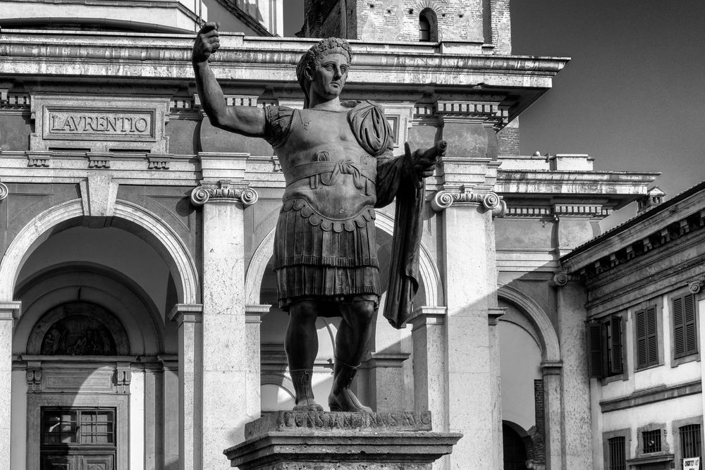 Imperatore Romano Costantino, Milano