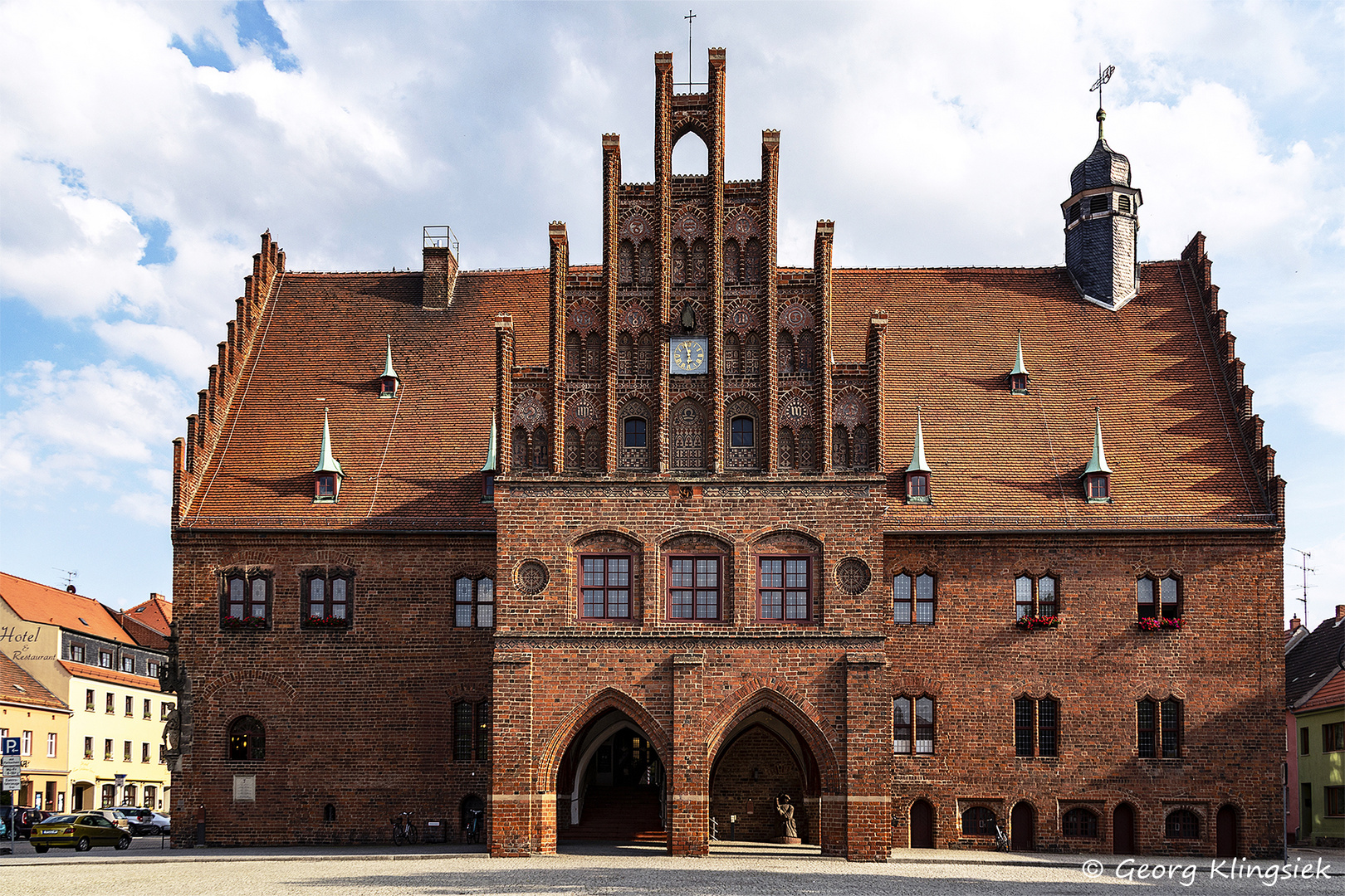 Imposante Bauwerke: Das Rathaus von Jüterbog (Brandenburg)