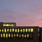 Impression de Cambridge  --  Lignes et lumières au crépuscule 